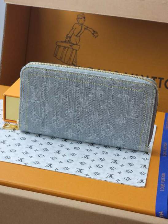 Picture of Louis Vuitton Wallets _SKUfw200955493fw